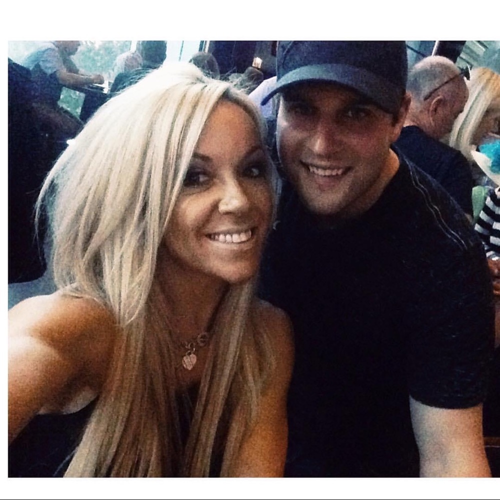 Meet your Posher, Carrie